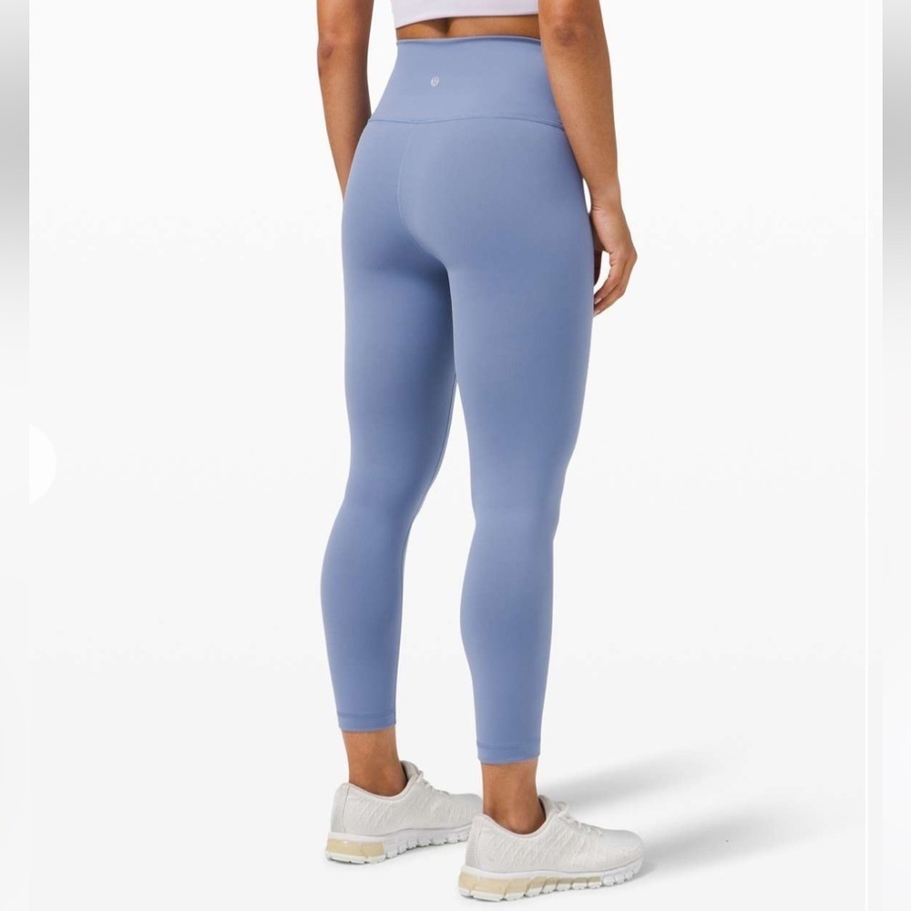 Lululemon Wunder Train High-Rise Crop with Pockets 23" - Size 4